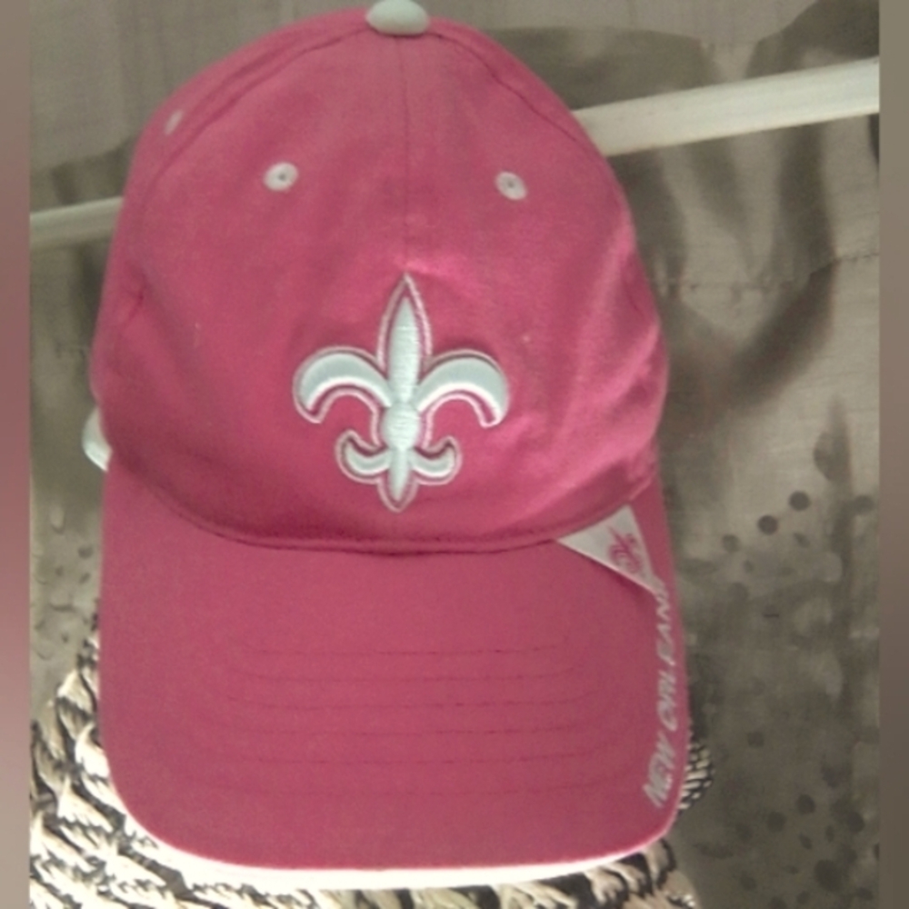 Pink New Orleans Saints baseball cap never worn